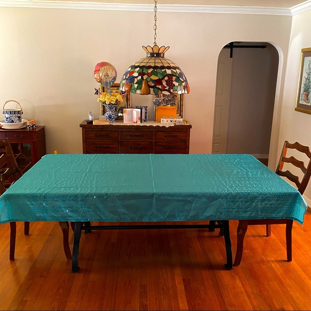 Tablecloth Mermaid Party